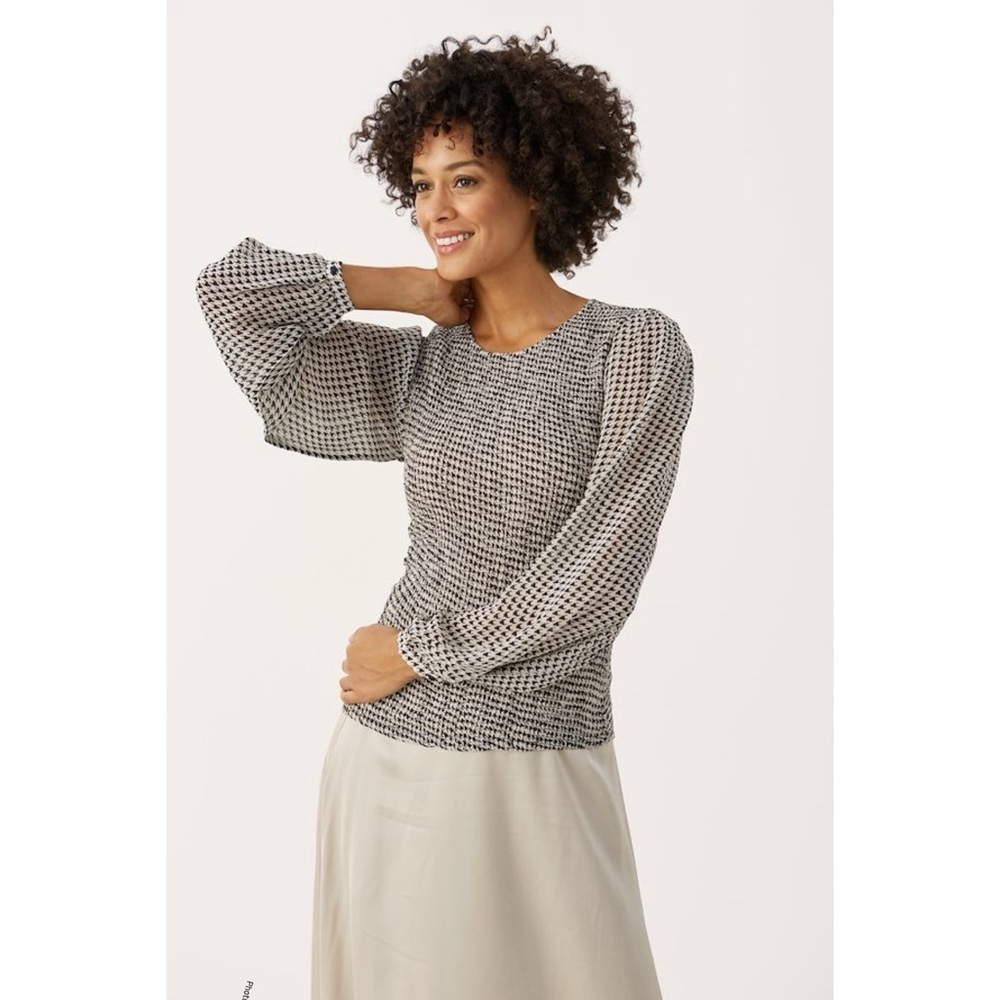 Part two thiara houndstooth black and white ruched blouse size 8